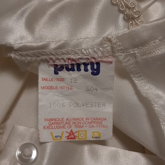 Vintage White 2 Piece Suit Boy Baptism Suit 12 Months with Bonnet Canada - Picture 6 of 6